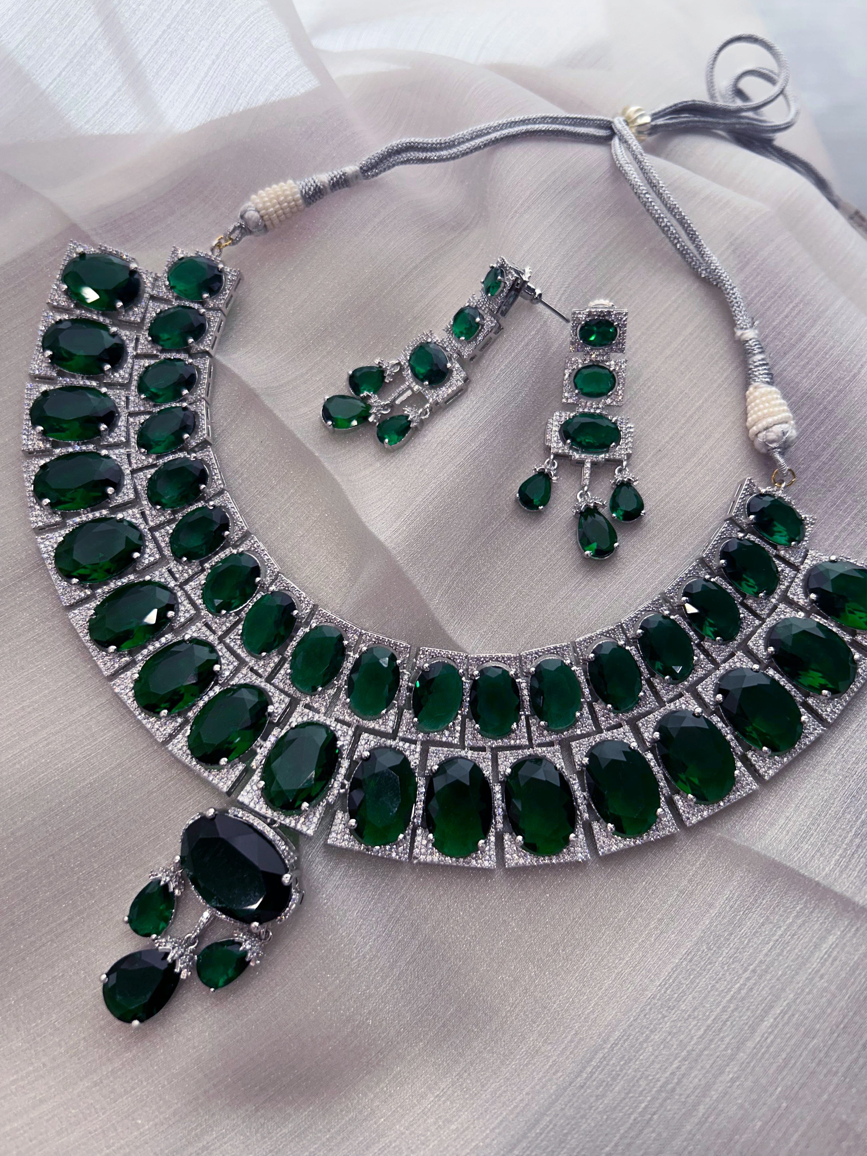 Aabharana Necklace Set