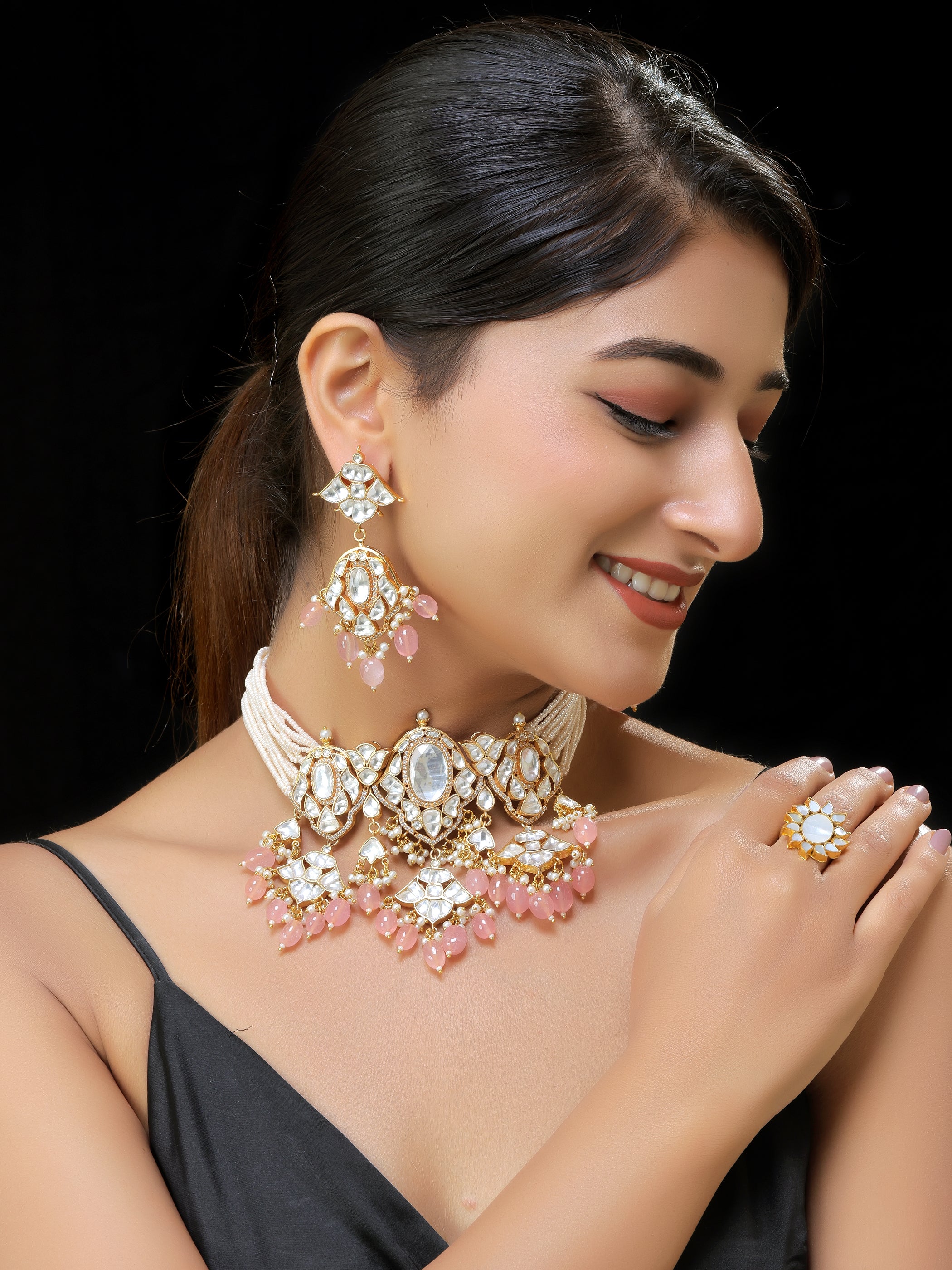 Aalaya necklace set