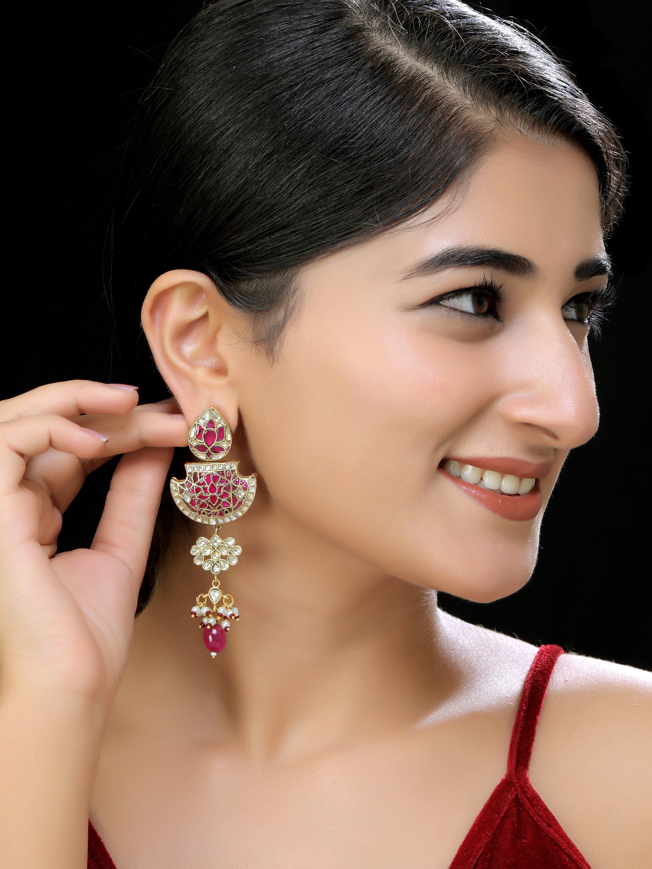 Inaaya Earrings