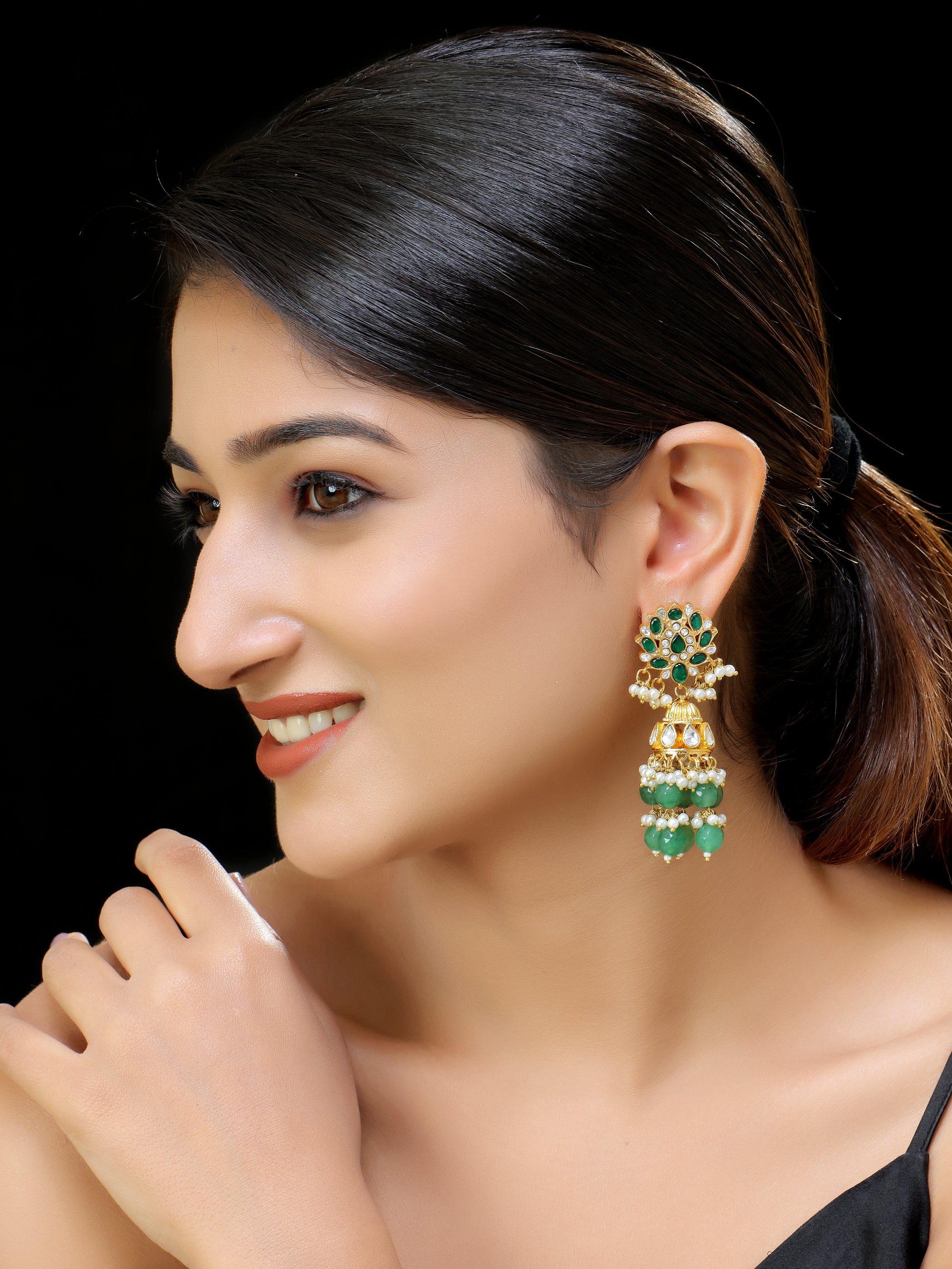 Aanya Jhumki