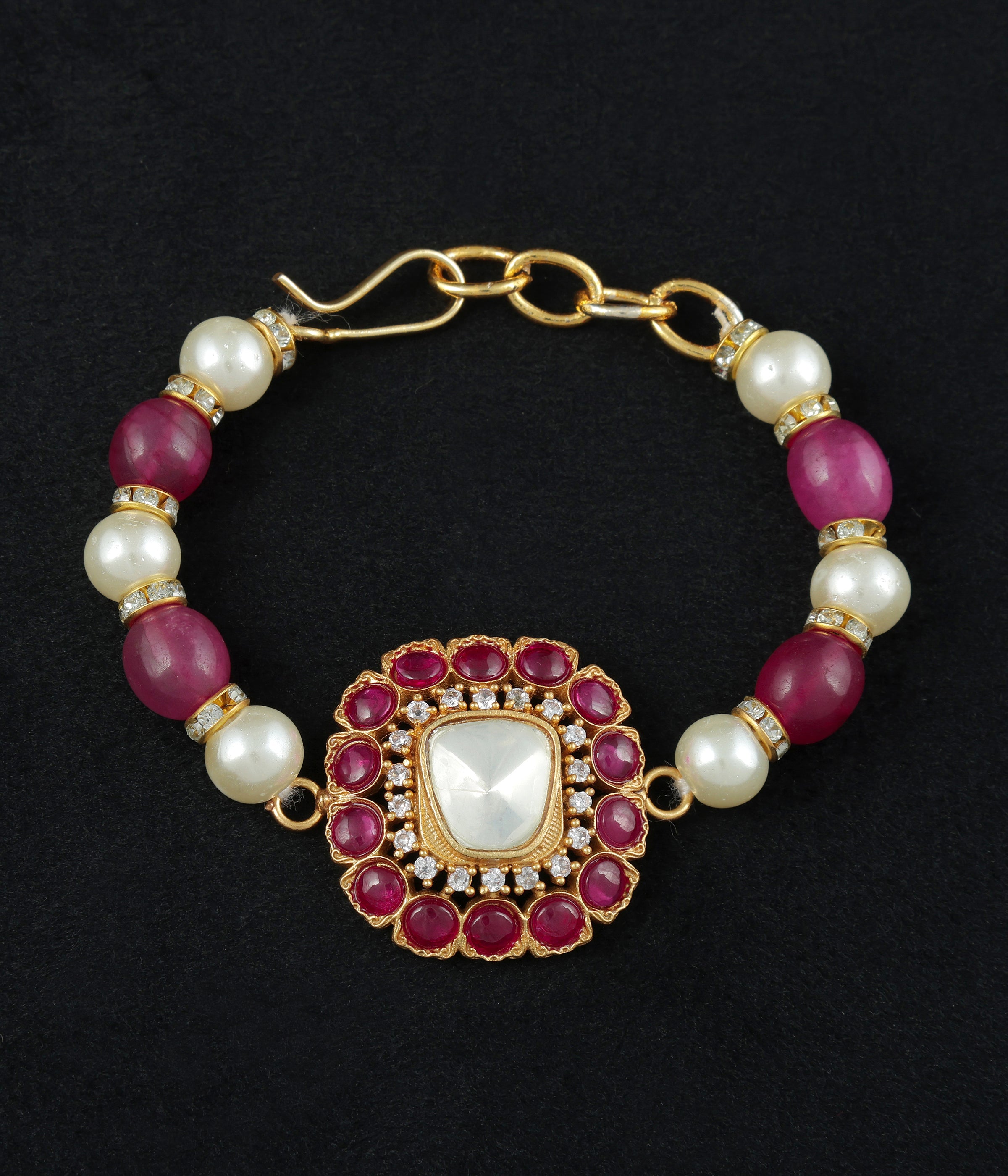 Shreya Bracelet