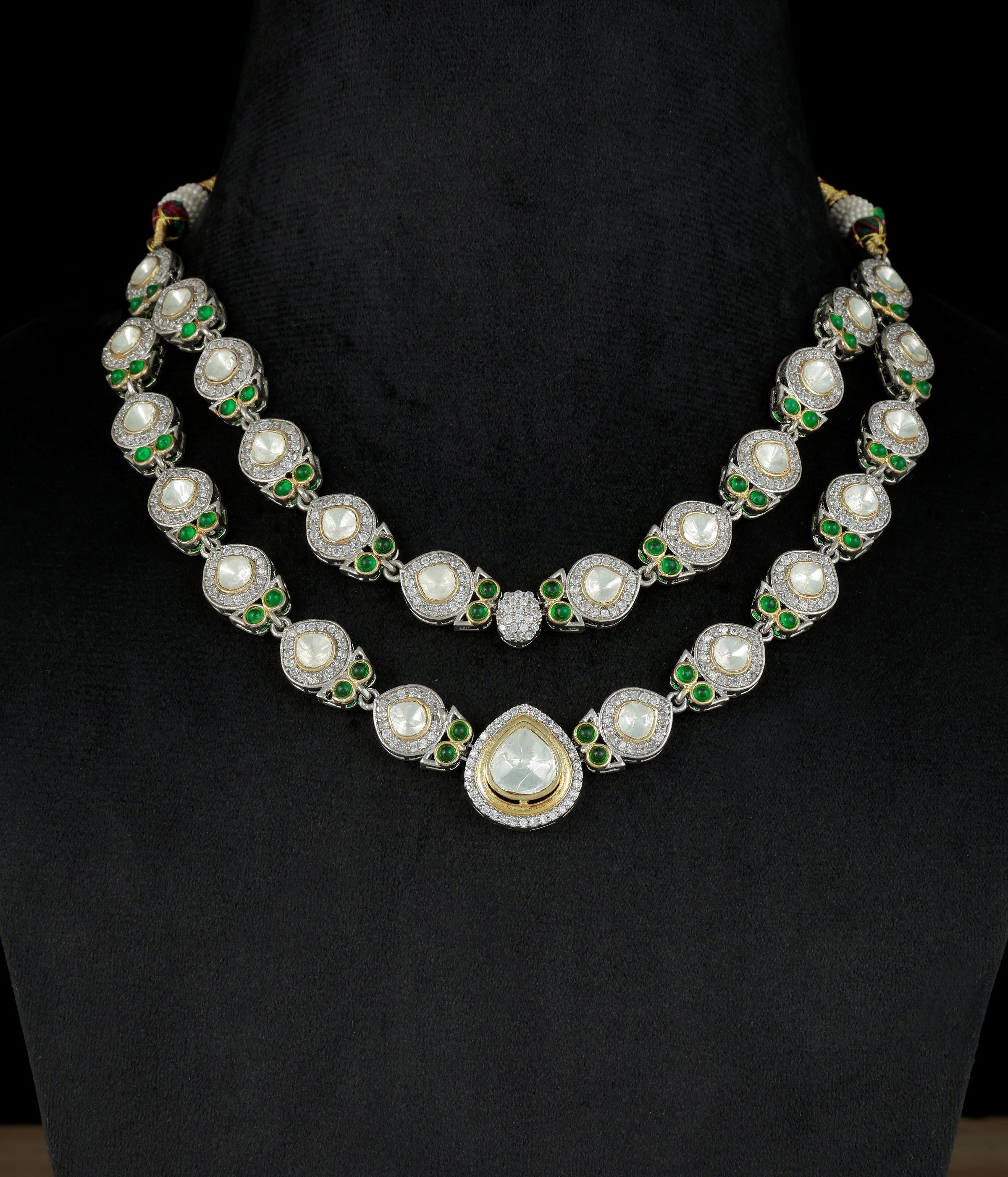 Hemali Necklace Set