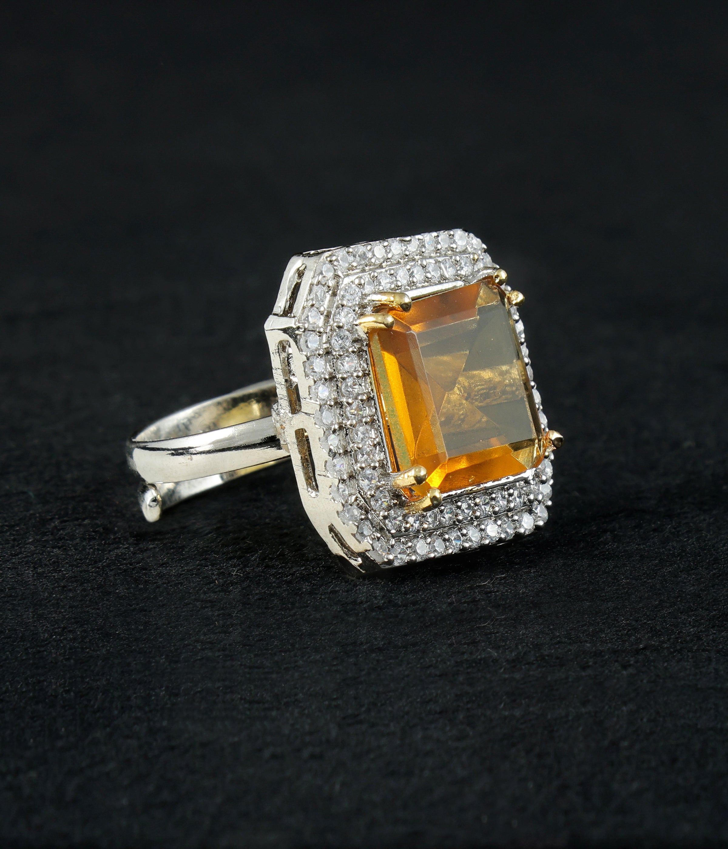 Alora Ring