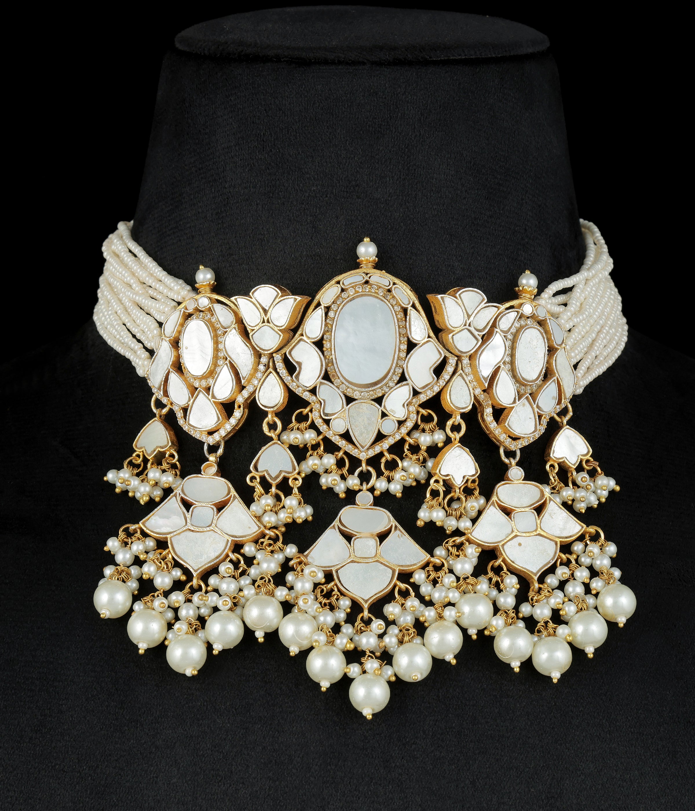 Lopa Necklace set